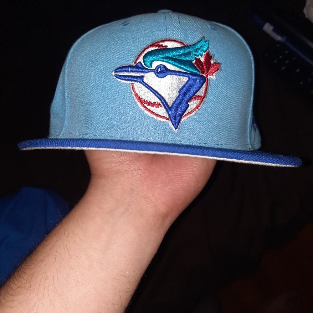 New Era Toronto Blue Jays Fitted Hat Size 8